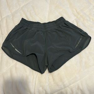 Size 6 Lululemon Hotty Hot Shorts